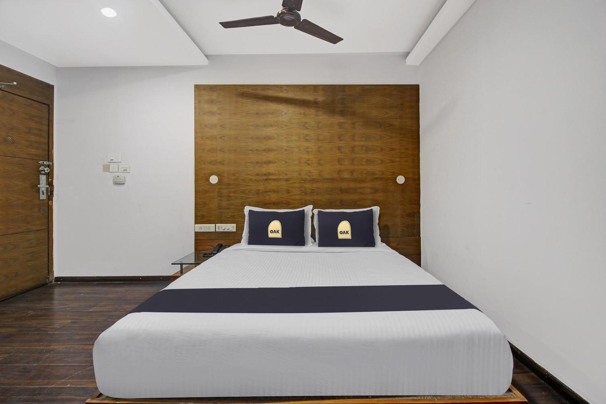 Townhouse Oak The Margi Hotel Near Yosufguda Metro Station Hajdarábád Exteriér fotografie