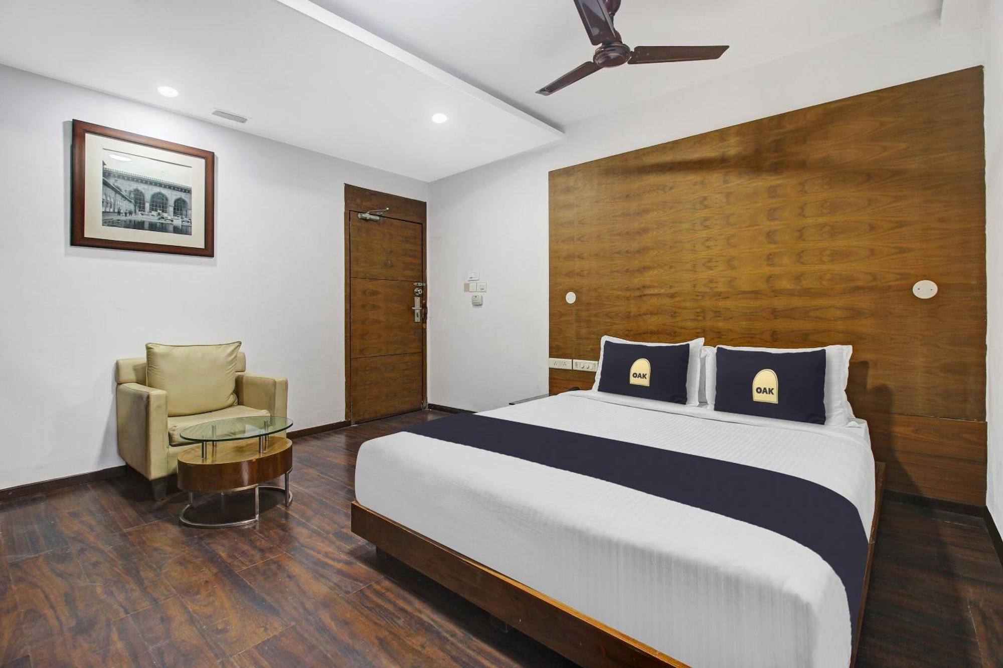 Townhouse Oak The Margi Hotel Near Yosufguda Metro Station Hajdarábád Exteriér fotografie